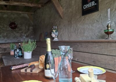 Proeflokaal met close up op lekkers